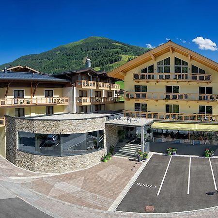 Hotel Alpina Saalbach-Hinterglemm Ngoại thất bức ảnh