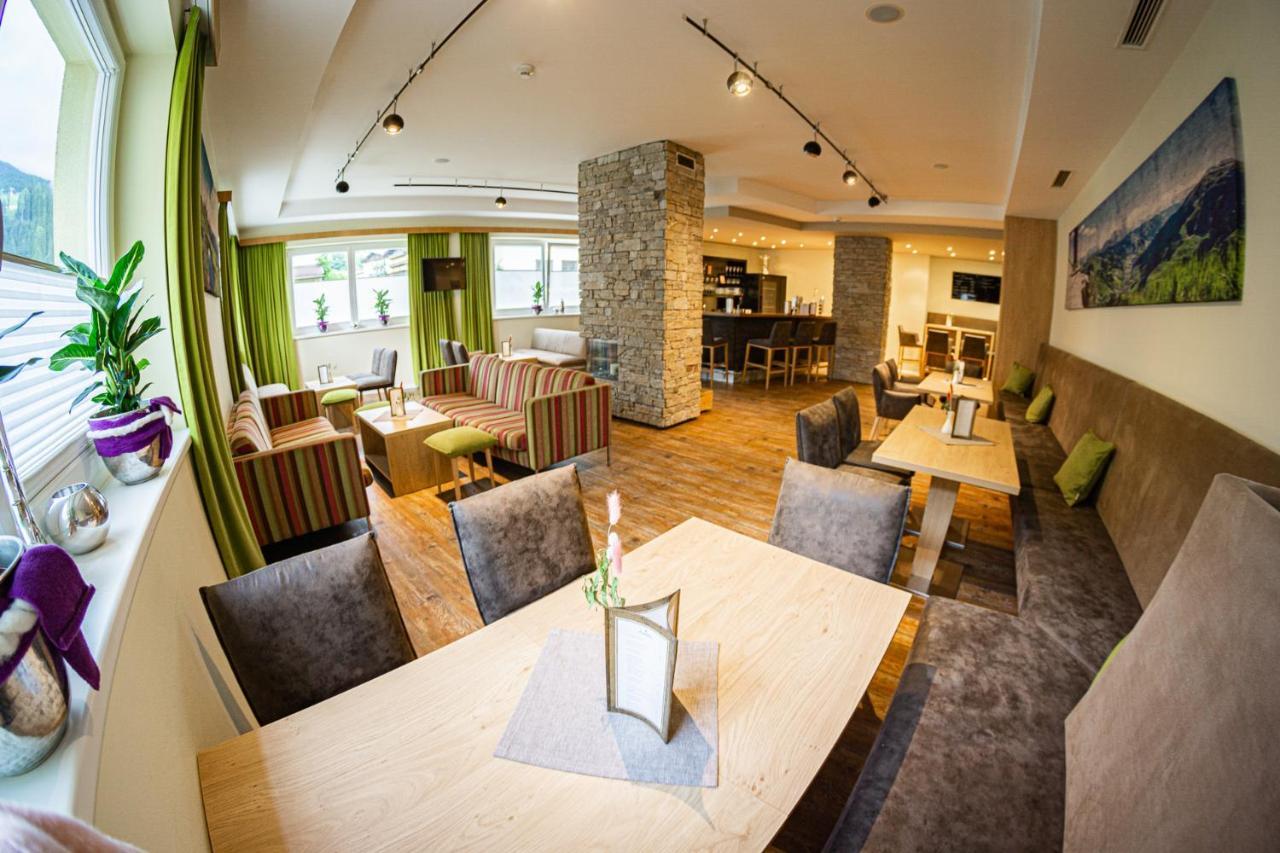 Hotel Alpina Saalbach-Hinterglemm Ngoại thất bức ảnh