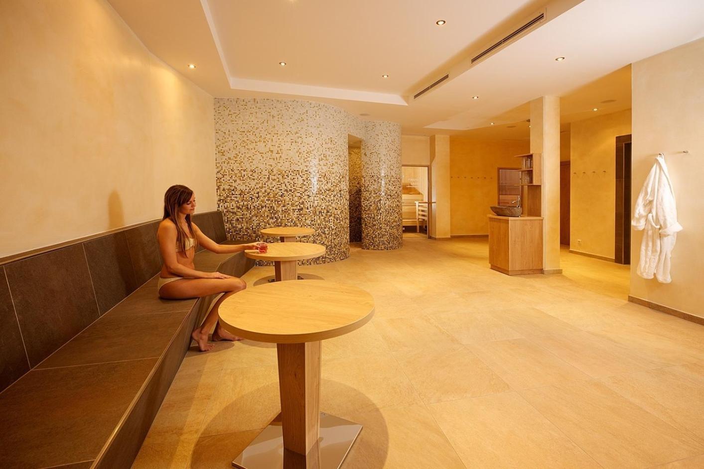 Hotel Alpina Saalbach-Hinterglemm Ngoại thất bức ảnh