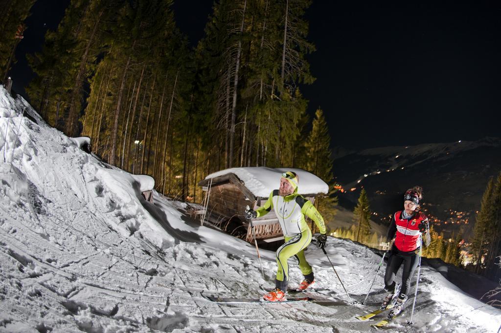 Hotel Alpina Saalbach-Hinterglemm Ngoại thất bức ảnh