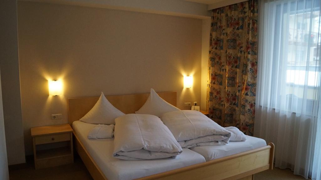 Hotel Alpina Saalbach-Hinterglemm Ngoại thất bức ảnh